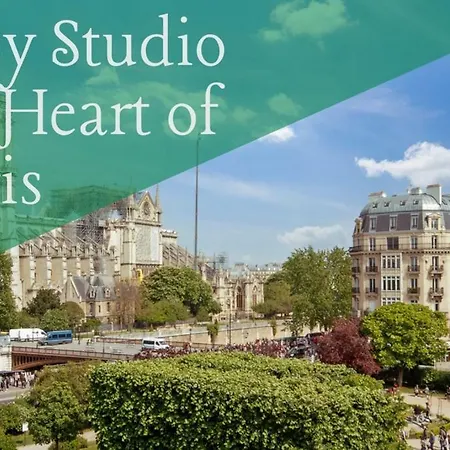 Cosy Studio Saint Michel Central Paris. Apartament